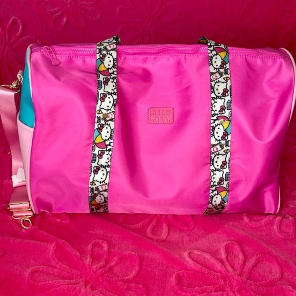 Hello Kitty pink Duffle bag